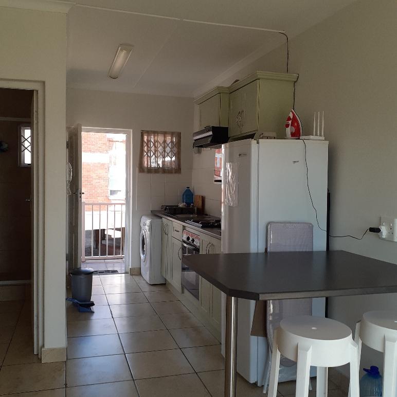 To Let 2 Bedroom Property for Rent in Grahamstown Central Eastern Cape